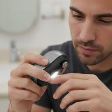 Lade das Bild in den Galerie-Viewer, CareClip - Sichere, schmerzfreie Nagelpflege – mit nur einem Klick
